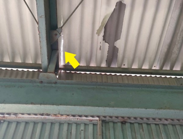 波型スレート屋根の雨漏り　台風被害　熊本